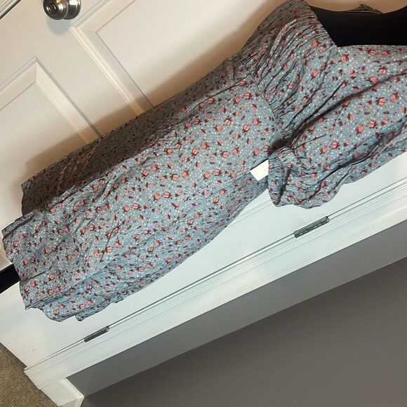 BNWT - LANI THE LABEL FELICITY FLORAL LIGHT BLUE DRESS - L - Picture 6 of 12